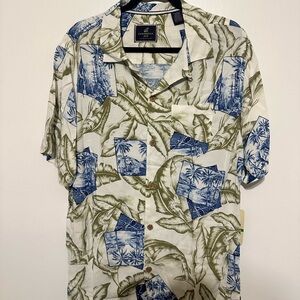 Caribbean Joe Men's Hawaiian Print Shirt - Blue and Green